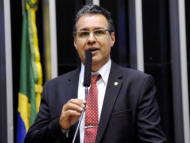 Deputado-federal-irá-apresentar-pedido-de-impeachment-de-Marco-Aurélio-Mello-ao-Senado