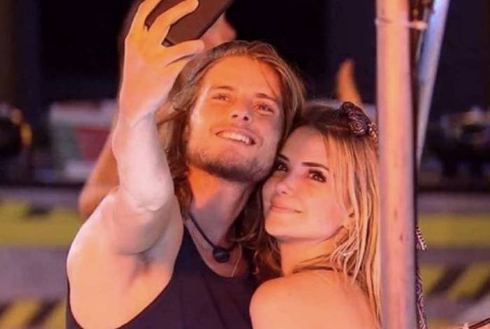 Ex BBBs Marcela Mc Gowan e Daniel Lenhardt vivem romance as escondidas diz colunista