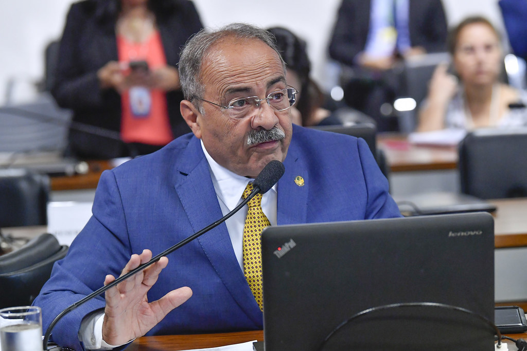 Flagrado com dinheiro na cueca ex vice lider diz crer na Justica divina