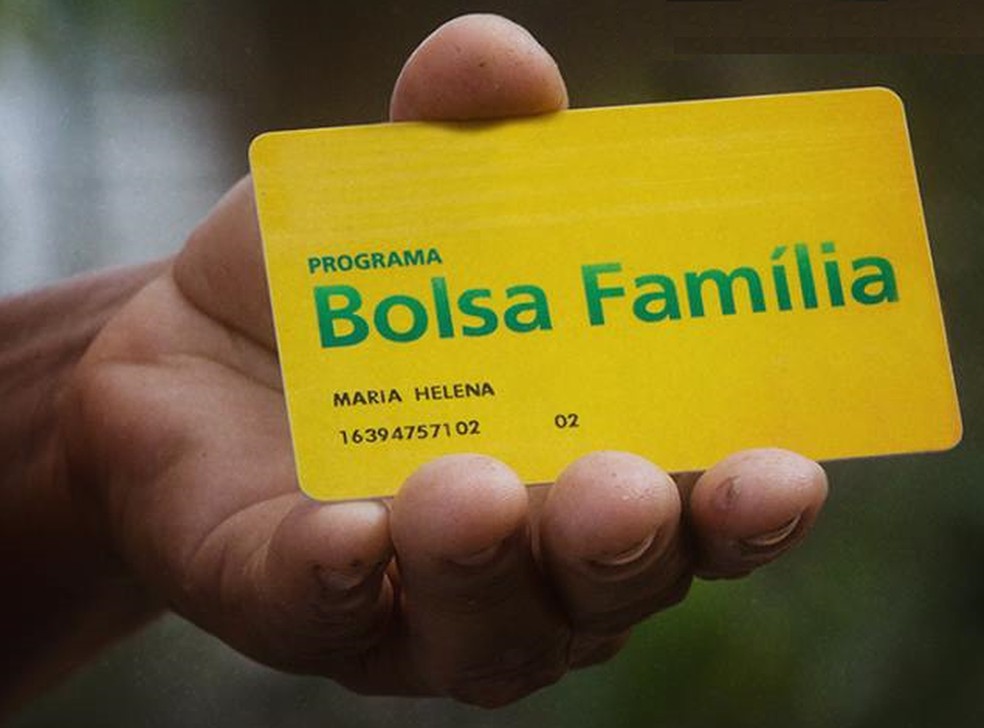 Governo-Federal-não-deve-pagar-13º-salário-do-Bolsa-Família-em-2020-diz-site