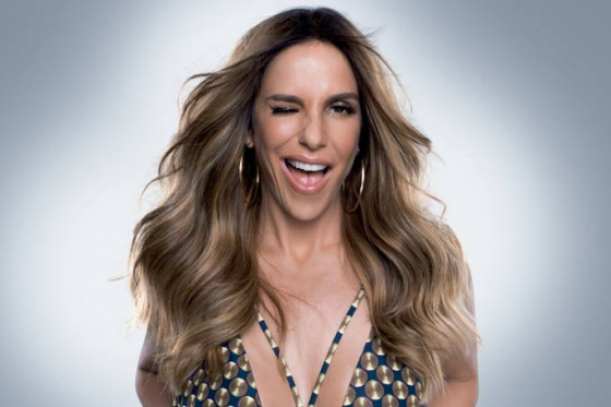 Ivete Sangalo mostra todo o poder feminino em campanha de lingerie veja foto