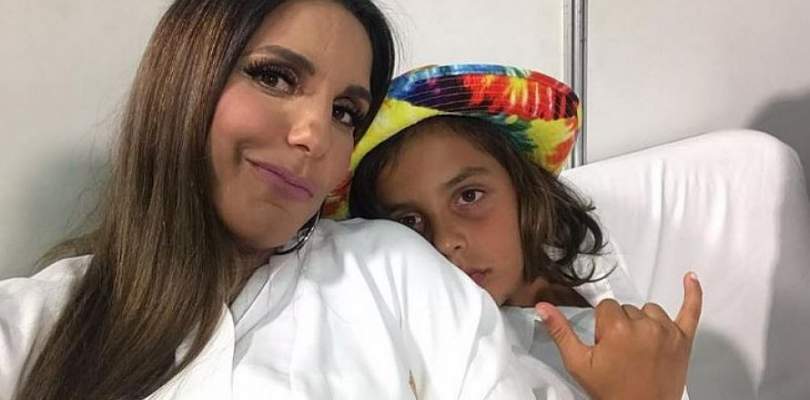 Ivete mostra video em que aparece surfando e se compara ao filho assista
