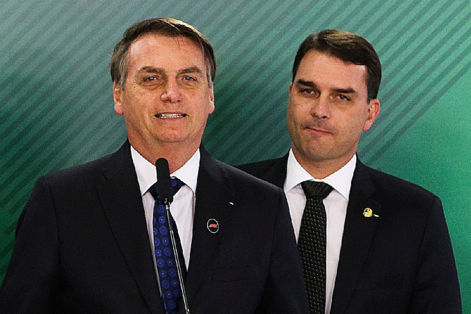 MP-pede-que-TCU-investigue-se-Bolsonaro-utilizou-órgãos-federais-para-dificultar-investigações-contra-o-filho