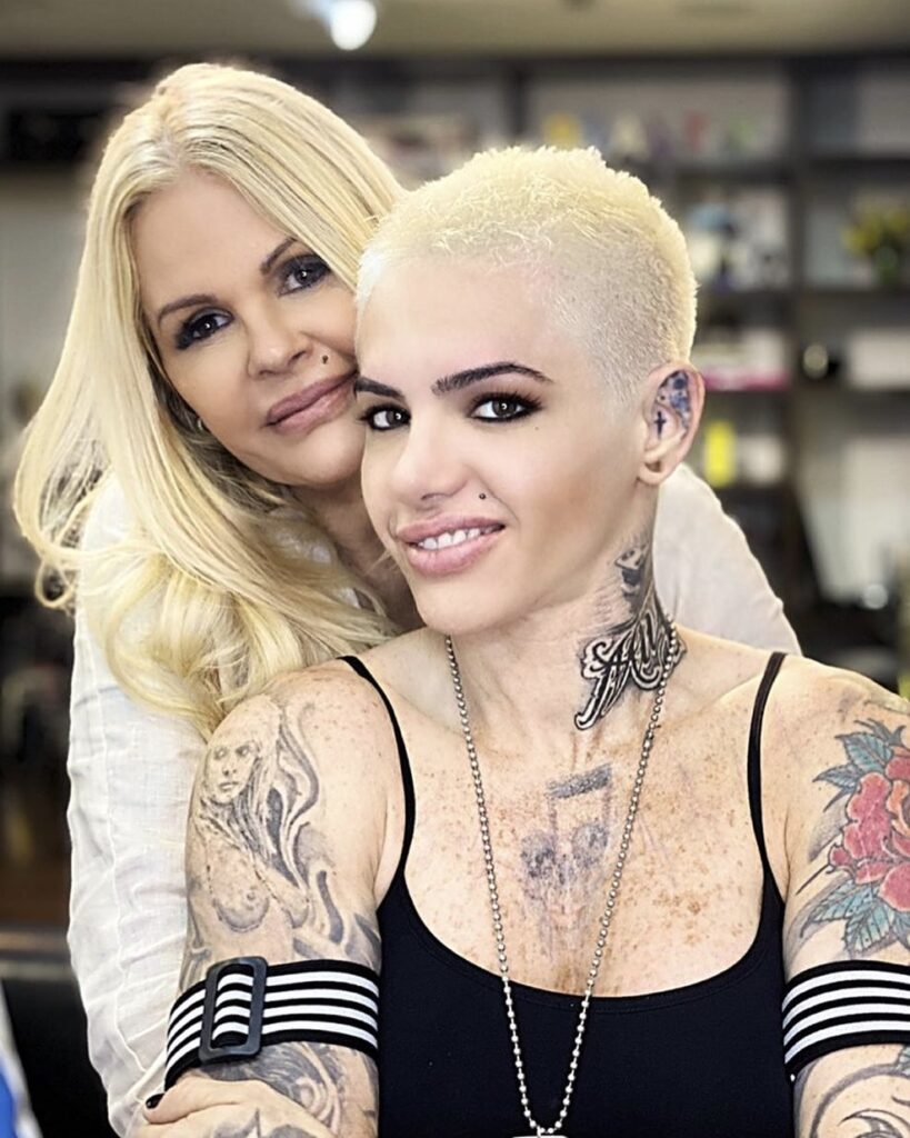 Nao quero mais diz Monique Evans sobre fim do relacionamento com Caca Werneck
