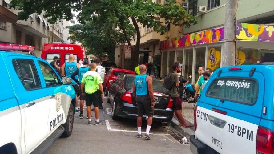 Pedestre morre apos ser atingido por botijao de gas jogado de predio
