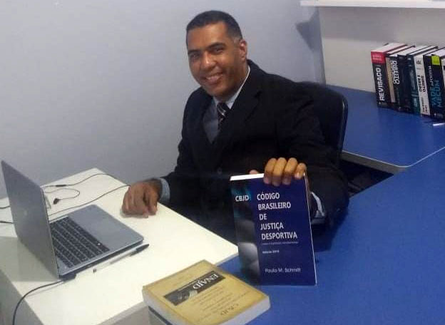 Professor da rede publica e empossado no Pleno do STJD e se torna primeiro sergipano a ocupar posto