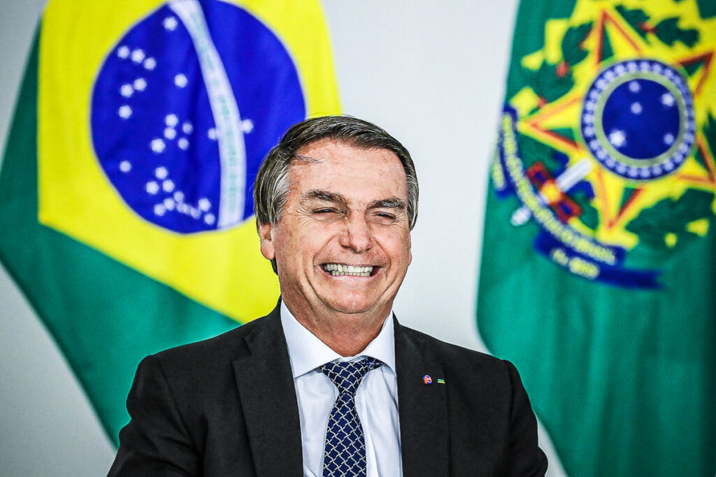 Reprovacao ao governo Bolsonaro tem menor numero desde 2019 diz pesquisa