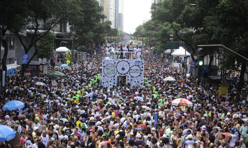 Rio nao tera desfile de blocos de rua no Carnaval de 2021