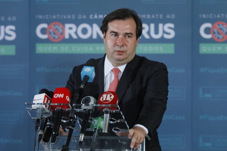 Rodrigo Maia nega possibilidade de prorrogar estado de calamidade