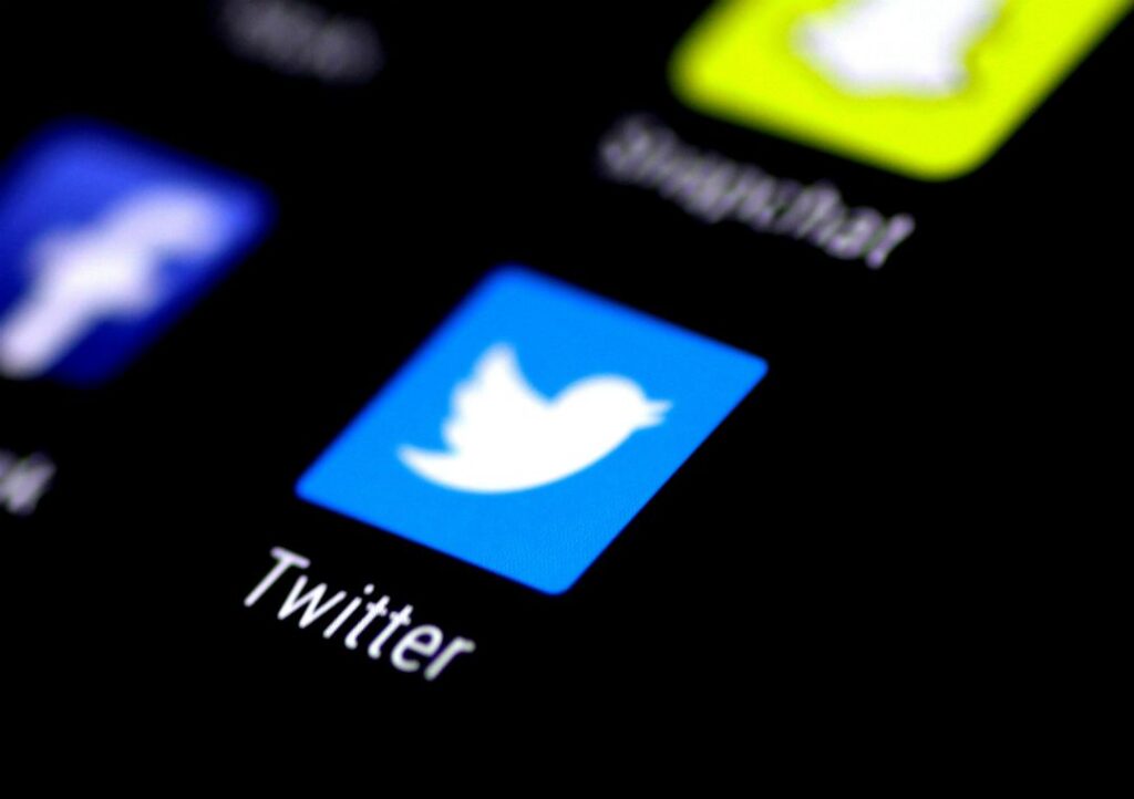Uso de robos para gerar engajamento nas redes sociais cresceu durante periodo eleitoral diz jornal