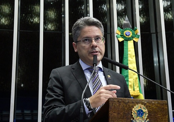 Alessandro Vieira cobra explicacoes do TSE sobre ataques hackers durante apuracao dos votos