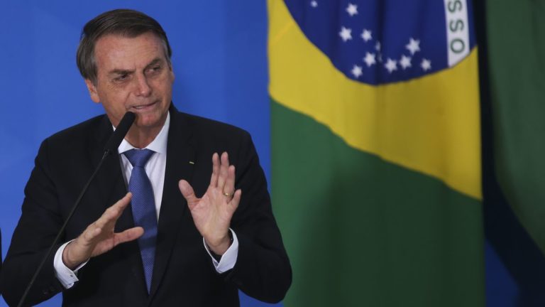 Apos derrota Bolsonaro nao quer se envolver no segundo turno das eleicoes