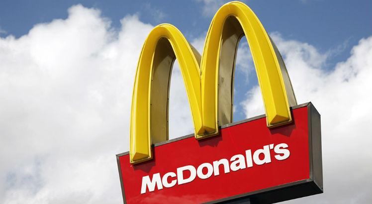 Apos descumprir norma coletiva McDonalds e condenado a pagar indenizacao milionaria a funcionarios