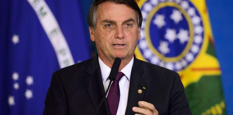Bolsonaro viaja ao Rio de Janeiro para votar em escola municipal