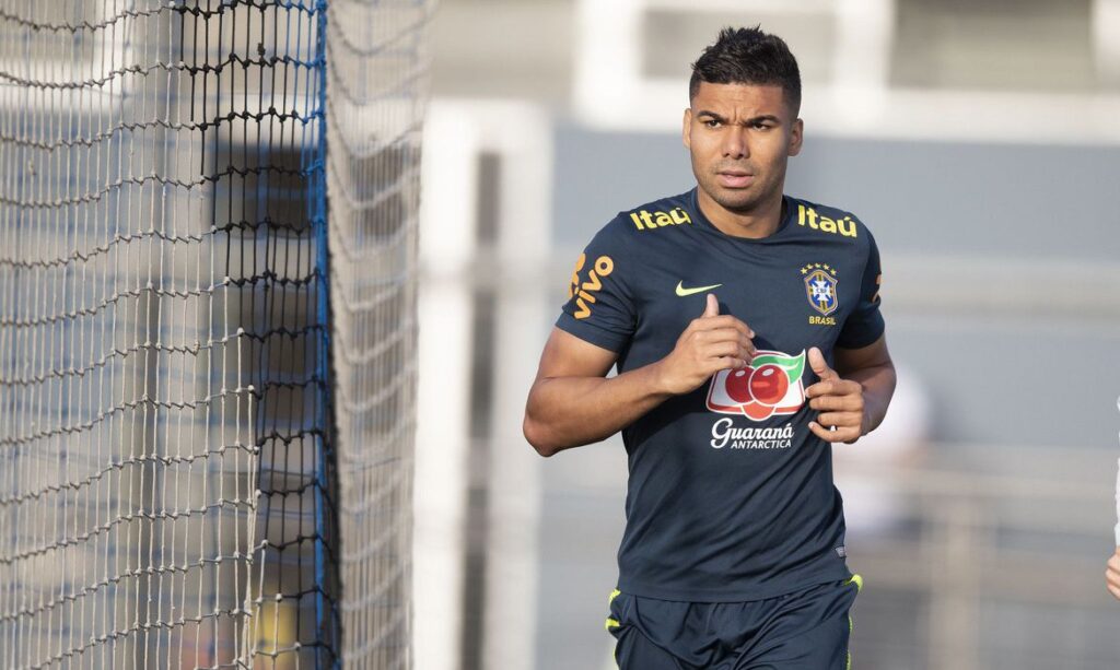 Casemiro testa positivo para covid 19 e pode ser cortado da selecao
