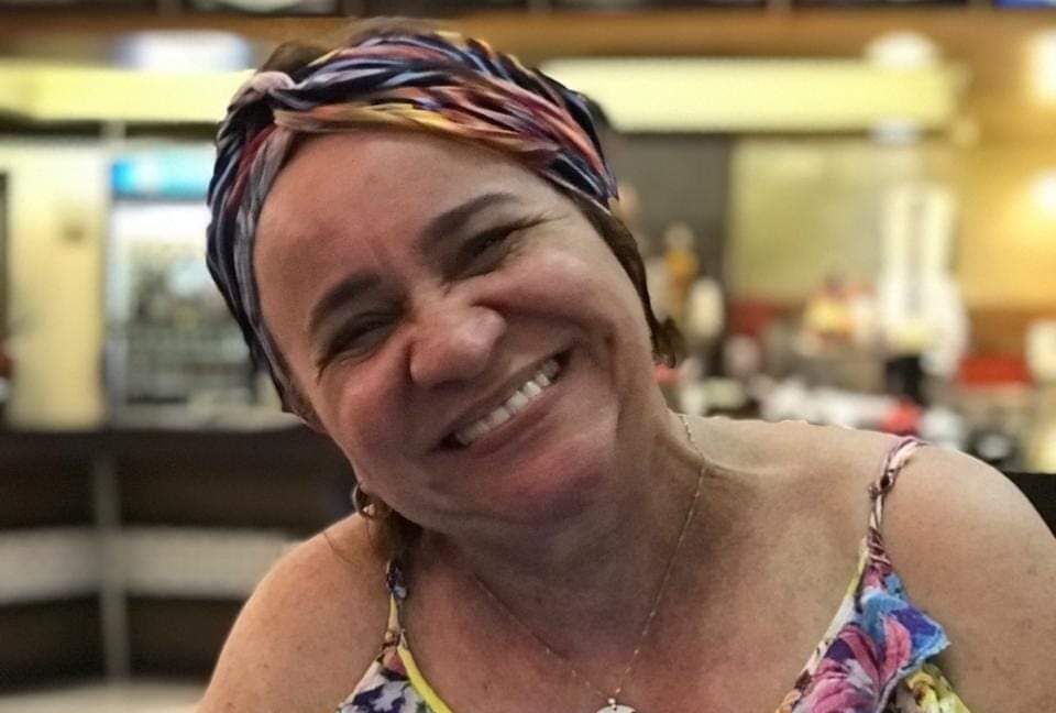 Em carta aberta cantora Amorosa homenageia ex governador Joao Alves Filho e1605821527551