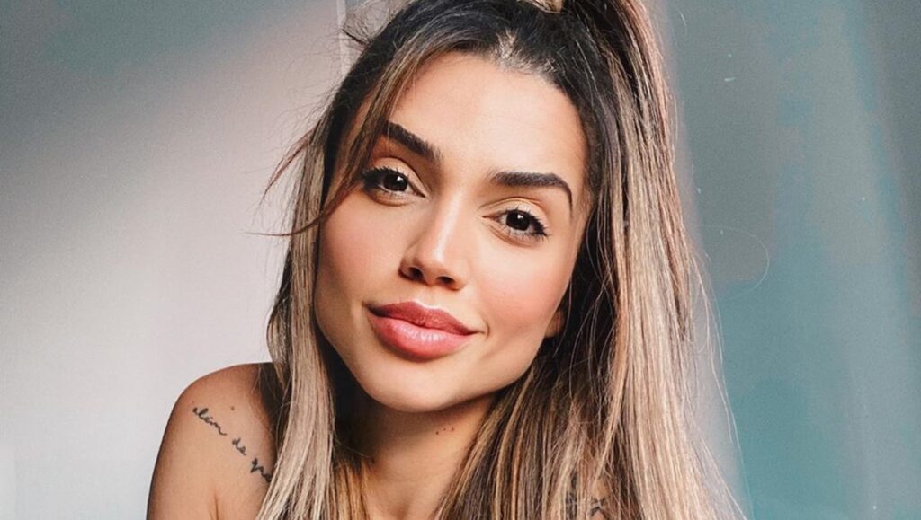 Ex BBB Paula Amorim revela perseguicao de fas Nao sei se eu posso sair na rua