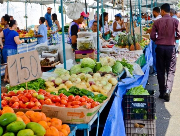 Funcionamento de algumas feiras livres de Aracaju sera adiantado por causa das eleicoes