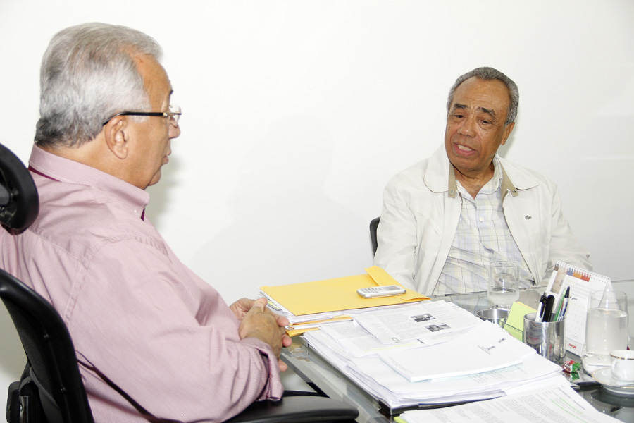 Jackson-Barreto-presta-homenagem-a-João-Alves-Filho-‘revolucionou-a-história-política-do-nosso-estado’