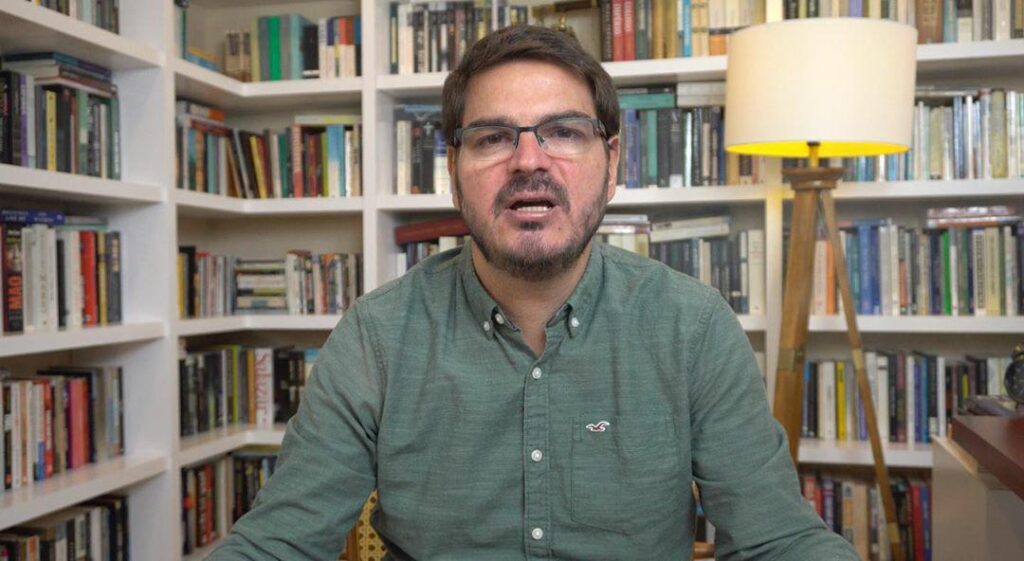 Jovem Pan demite Constantino apos ele afirmar que castigaria filha se ela fosse estuprada bebada