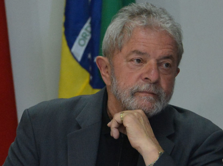 Lula sera vizinho de Emilio Odebrecht em condominio na Bahia diz colunistaa