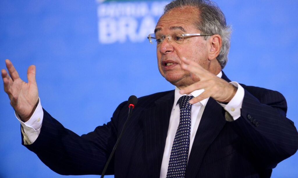 Ministro da Economia anuncia que vai para o ataque com privatizacoes e reformas