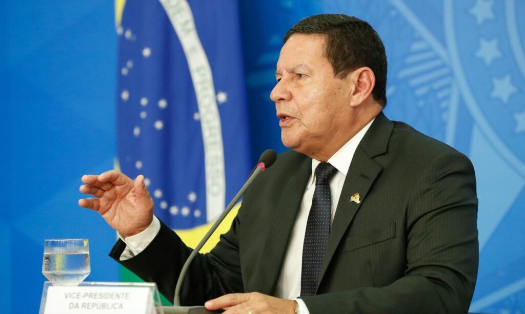 Mourao diz que vitoria de Biden esta cada vez mais irreversivel