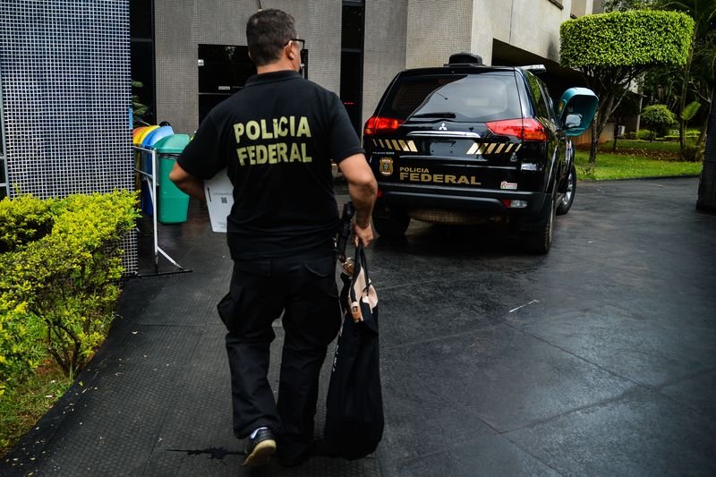 PCC-construiu-rede-de-organizações-para-ganhar-contratos-públicos-em-municípios-de-três-estados-diz-jornal