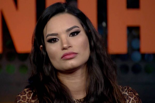 Raissa justifica surtos e ataques em A Fazenda 12 Forma de defesa