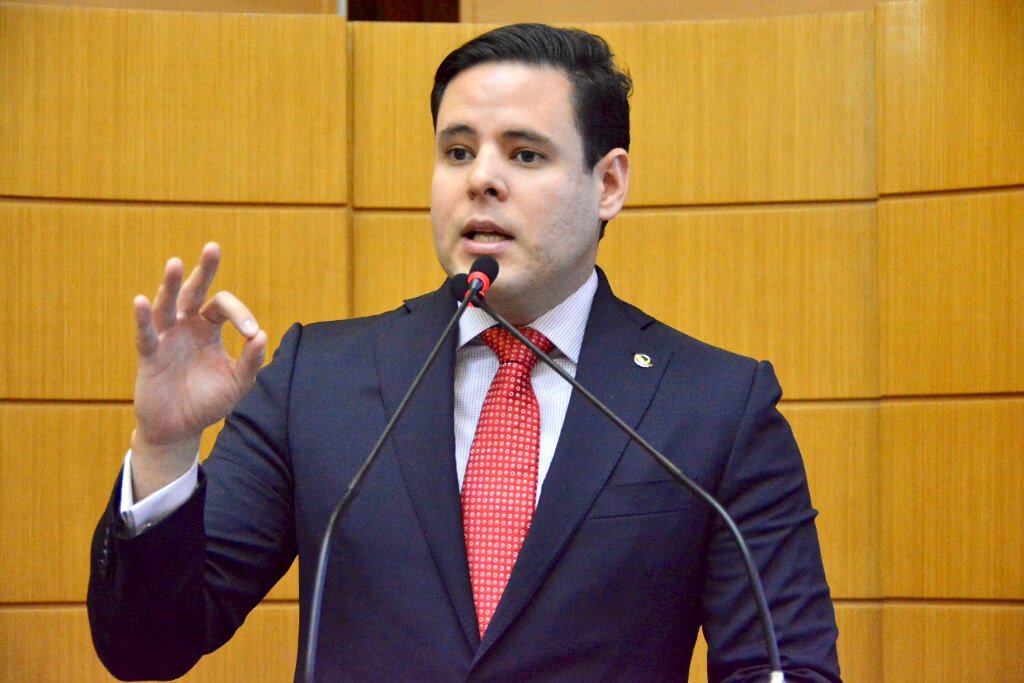 Rodrigo declara neutralidade no segundo turno Danielle e Edvaldo sao farinha do mesmo saco