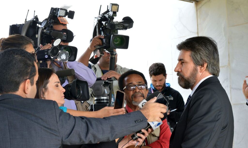 STF condena ex senador a 7 anos de prisao em processo da Lava Jato