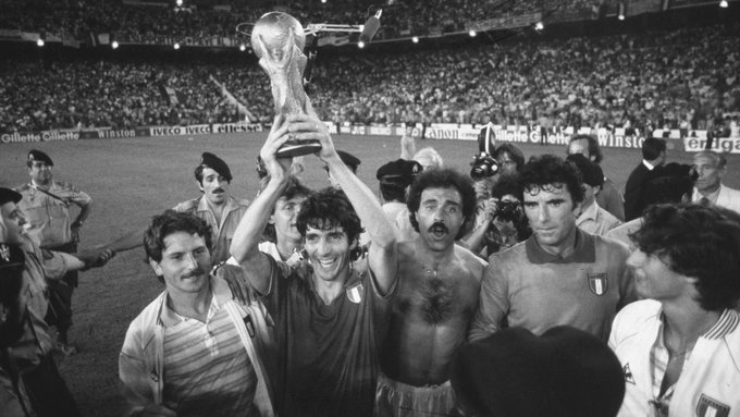Algoz-do-Brasil-na-Copa-de-1982-italiano-Paolo-Rossi-morre-aos-64-anos