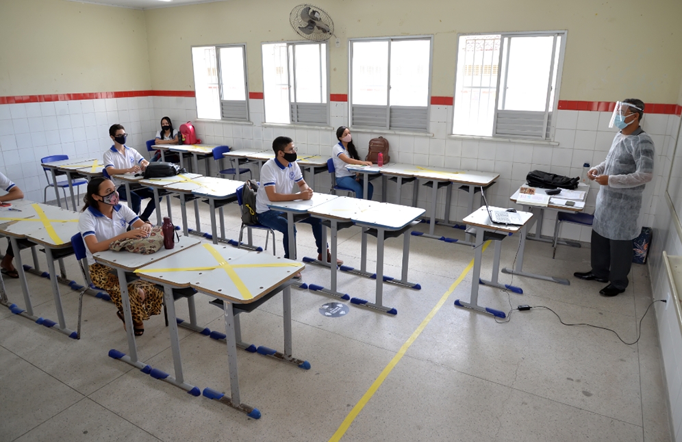 Apos boatos governo nega surto de covid 19 em escolas estaduais de Sergipe