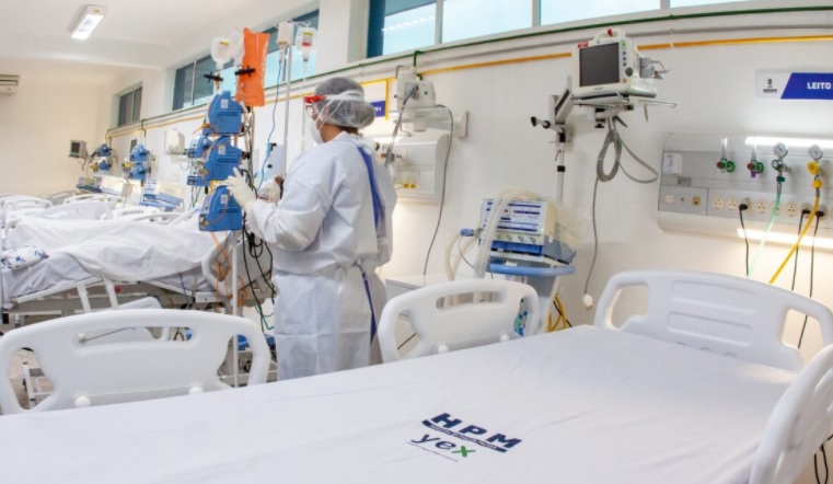 Brasil tem 498 mil novos casos de covid 19 e 698 mortes em 24 horas