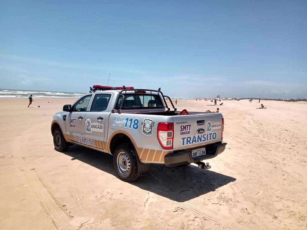 Fiscalizacao nas praias de Aracaju e intensificada pela SMTT a partir desta quinta 24