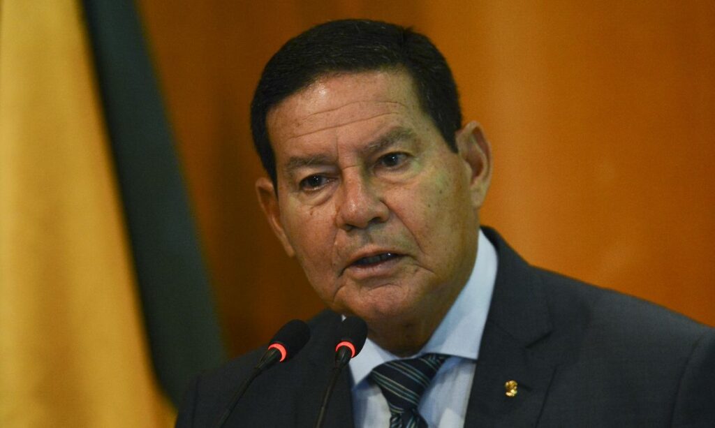 Governo abre edital para comprar bicicleta de R 10 mil para Mourao