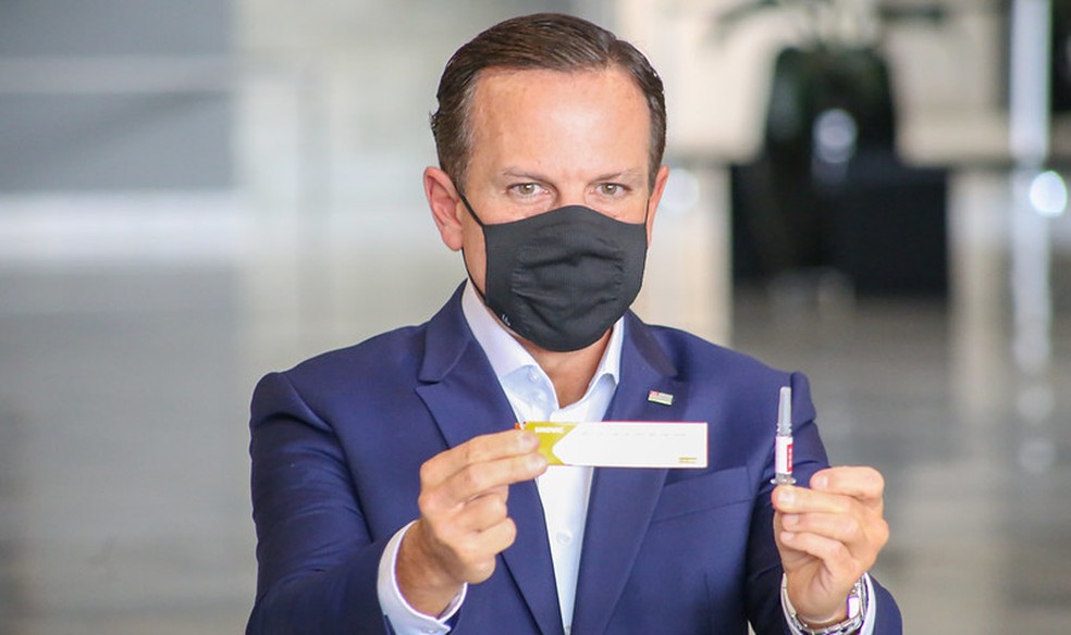 Governo da China da aval para Doria chamar CoronaVac de vacina do Brasil