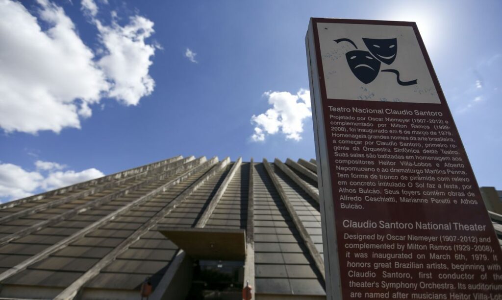 Governo-estuda-estender-prazo-de-recursos-da-Lei-Aldir-Blanc-até-dezembro-de-2021-diz-colunista