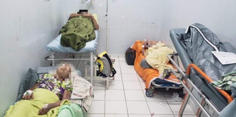 Idosos com o novo coronavirus sao isolados em sala com paciente morto