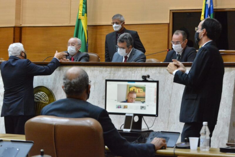 Indicacao para viabilizar blitz nos fins de semana e mais nove sao aprovada por unanimidade na Alese
