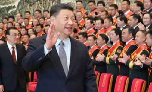 Lider chines rompe pratica de antecessores e sinaliza permanencia no poder diz colunista