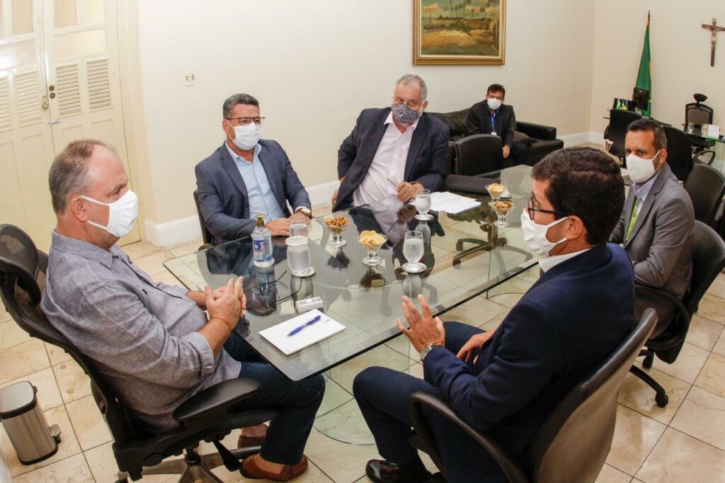 Modernizacao do aeroporto Santa Maria e discutida pelo Governo de Sergipe e concessionaria Aena