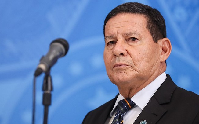 Mourao afirma que prisao de Crivella nao gera impacto nenhum para governo Bolsonaro