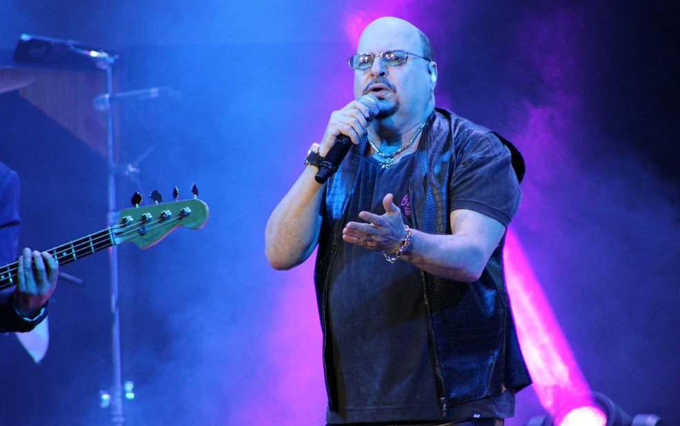 Paulinho vocalista do Roupa Nova morre aos 68 anos vitima de covid 19