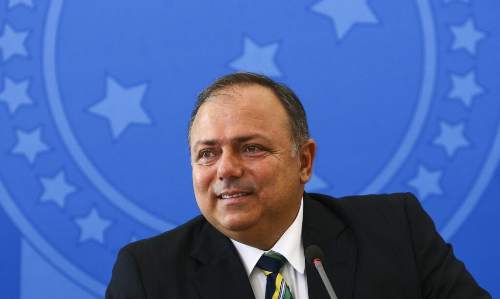 Pazuello diz que cronograma de vacinacao e mutavel