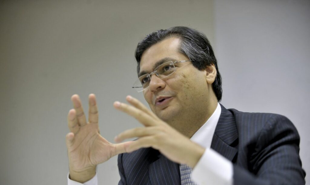 Pazuello me disse que nao tem onde fabricar vacina da Pfizer diz governador Flavio Dino