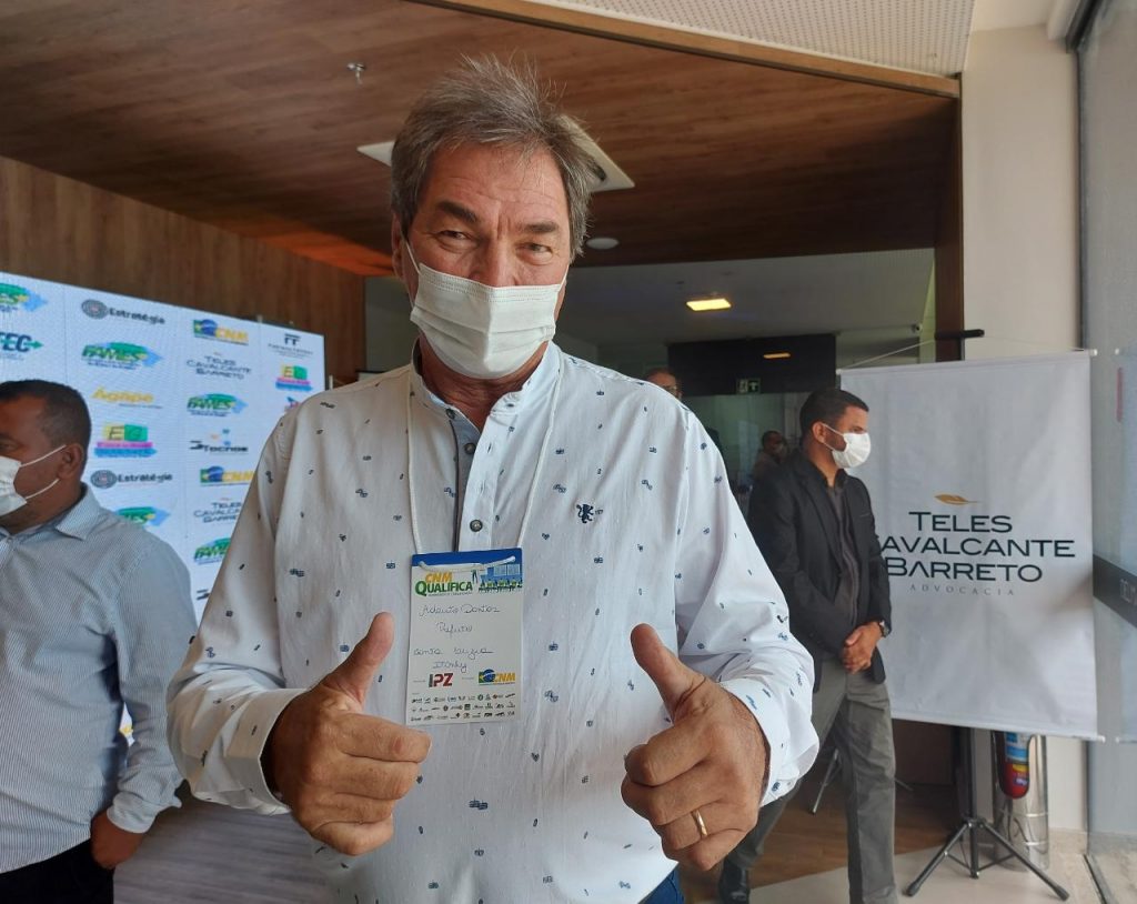 Pretendo colocar um secretariado novo que tenham uma nova visao diz prefeito eleito de Santa Luzia do Itanhy
