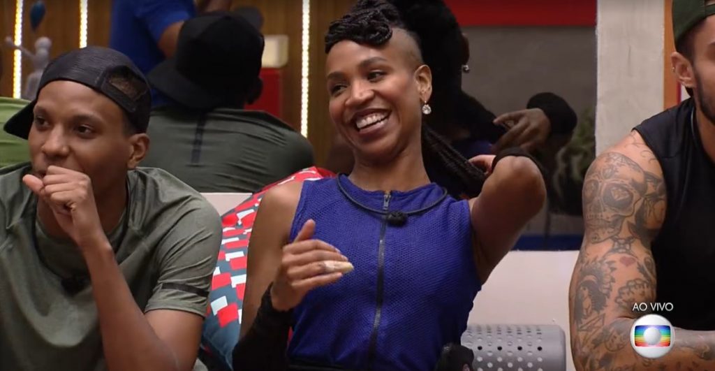 Advogado solicita a Justica que Karol Conka seja intimada dentro da casa do BBB21 diz colunista