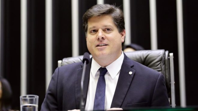 Apos denuncia de receber R 1 milhao em dinheiro vivo bens de irmao de Baleia Rossi sao bloqueados