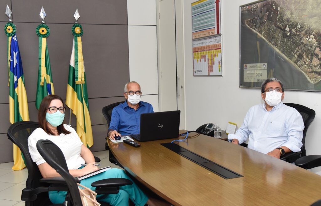 Apos reuniao com ministro da Saude Edvaldo afirma que Aracaju esta preparada para inicio da vacinacao no dia 20